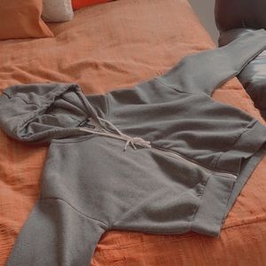 cozy grey long-sleeved crop top jacket